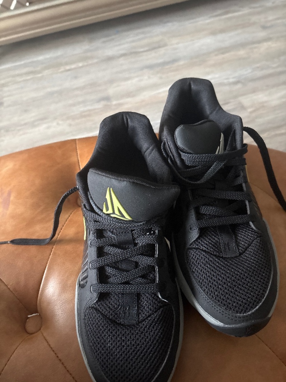 Nike ja 2 basketball shoes